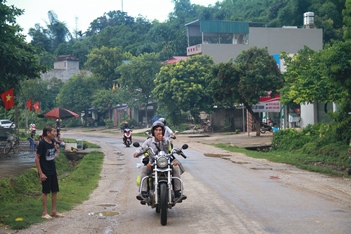 Hanoi – Mai Chau. 