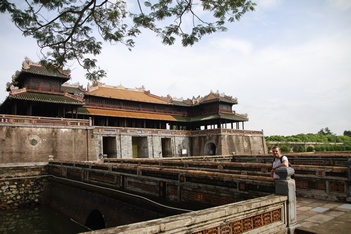 Khe Sanh - Vinh Moc Tunnel - Hue.